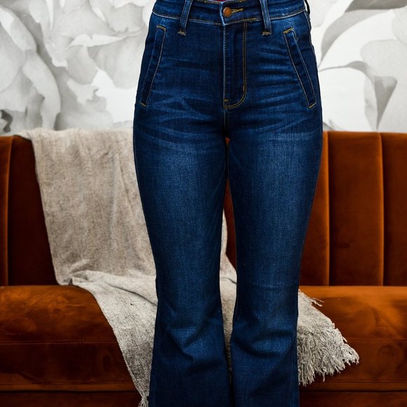 Judy Blue Among The Wild Flare Jeans- 14W - NEW - Picture 1 of 3